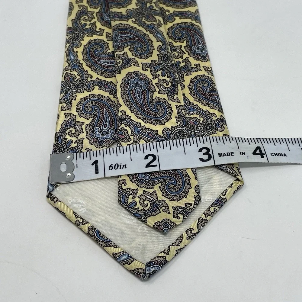The Custom Shop Tie Handmade Silk‎ USA Yellow Blue Paisley VTG 3 5/8x58